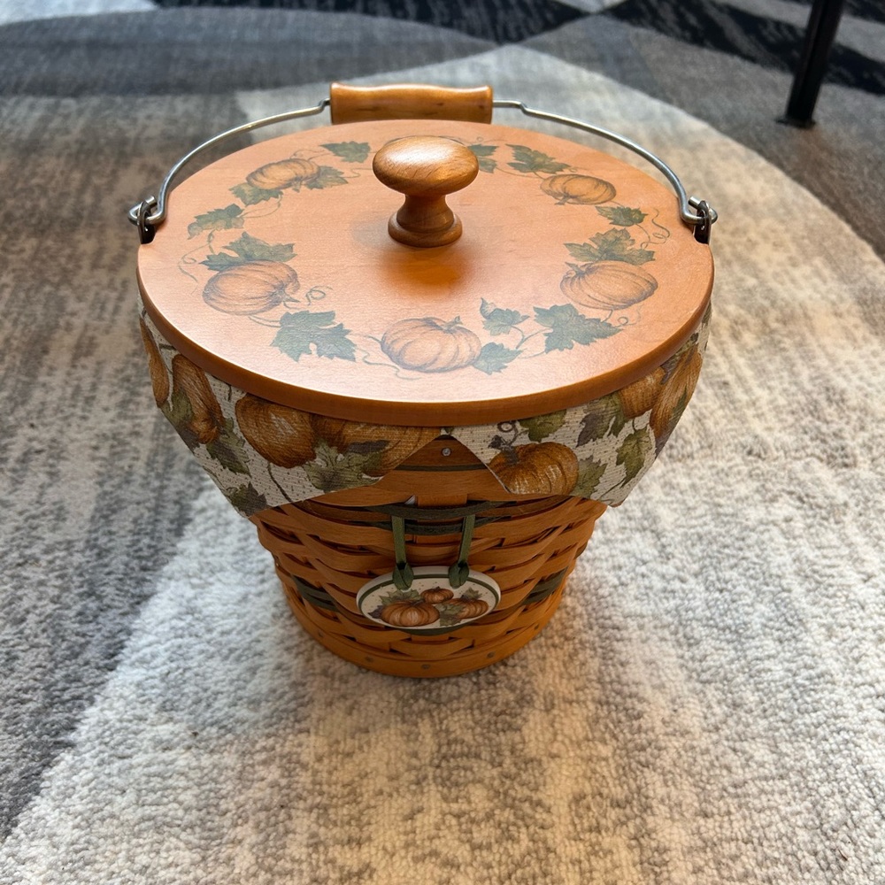 Longaberger 2002 Pumpkin Fall Basket